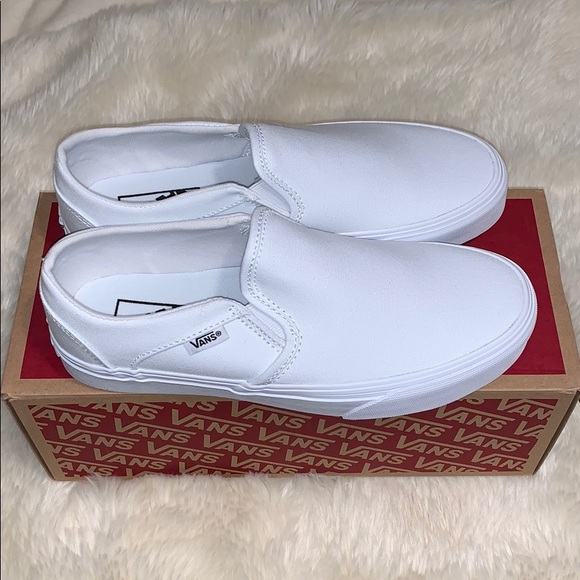Vans Shoes - 7.5 7 1/2 Women’s Vans White Asher Shoes